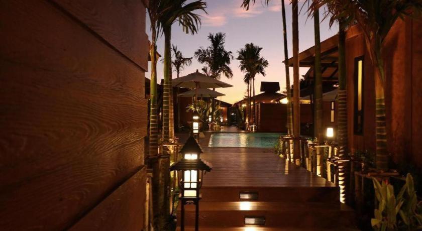 Lana Hotel Chiang Mai Exterior foto