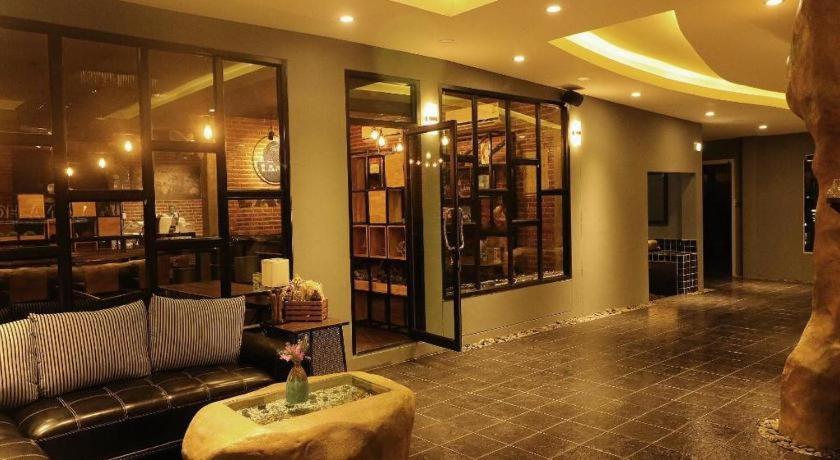 Lana Hotel Chiang Mai Exterior foto